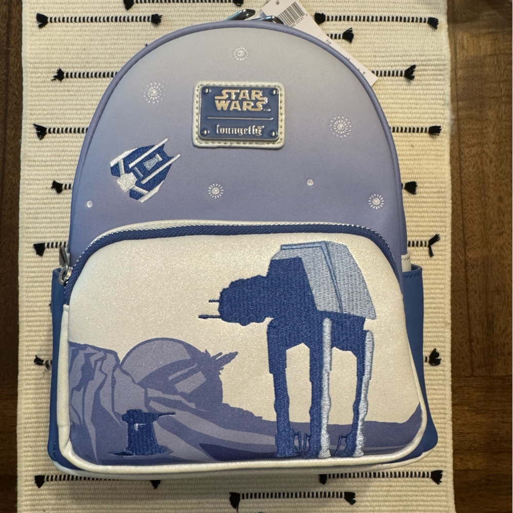 Star Wars Loungefly Mini Backpack – AT-AT Hoth Scene R2-D2 – NWT